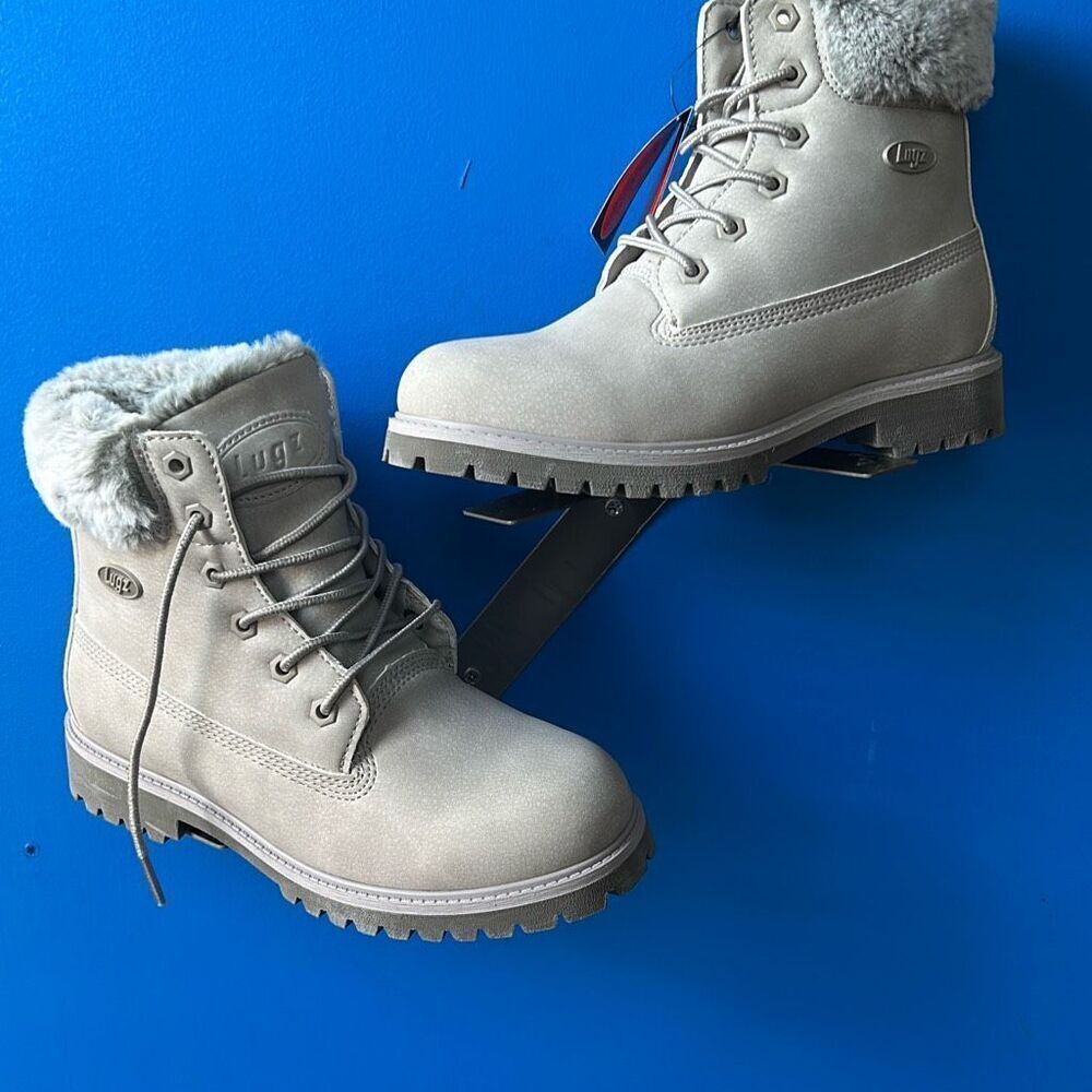 Lugz Women's Convoy Fur boot Sz:7 US - Picture 2 of 10